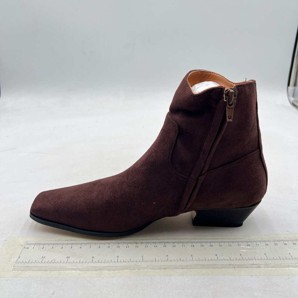 Elegant Brown Ankle Boots - Picture 2 of 8